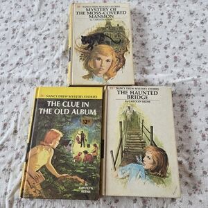 Nancy Drew Mystery Stories Book Set